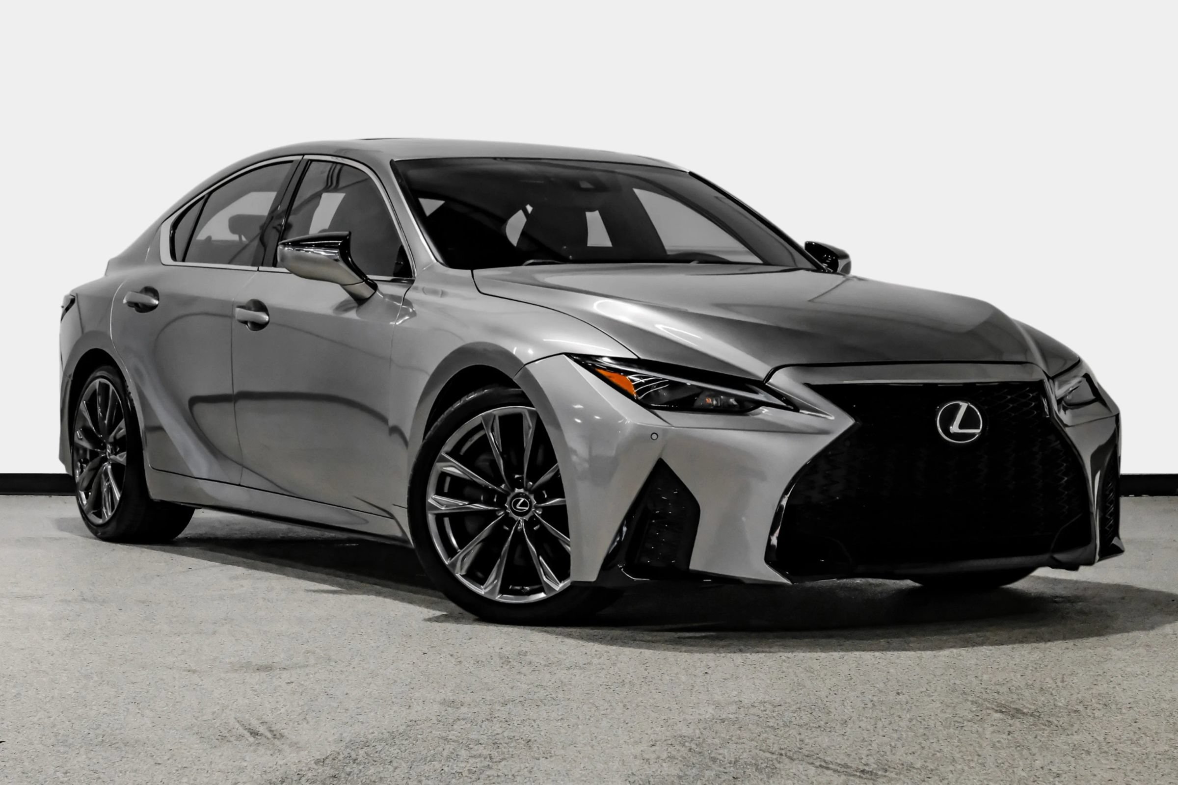 Used 2022 Lexus IS 350 F Sport w/ Accessory Package RWD image 4