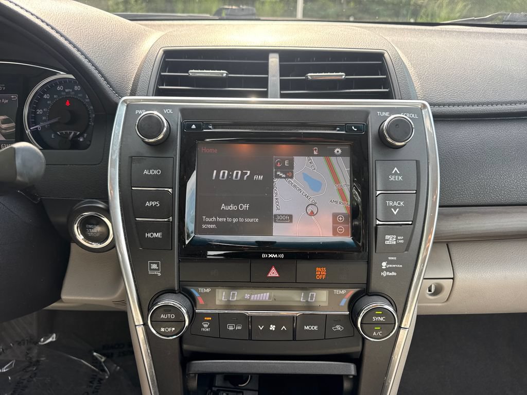 Used 2017 Toyota Camry XLE w/ Moonroof Package FWD image 18