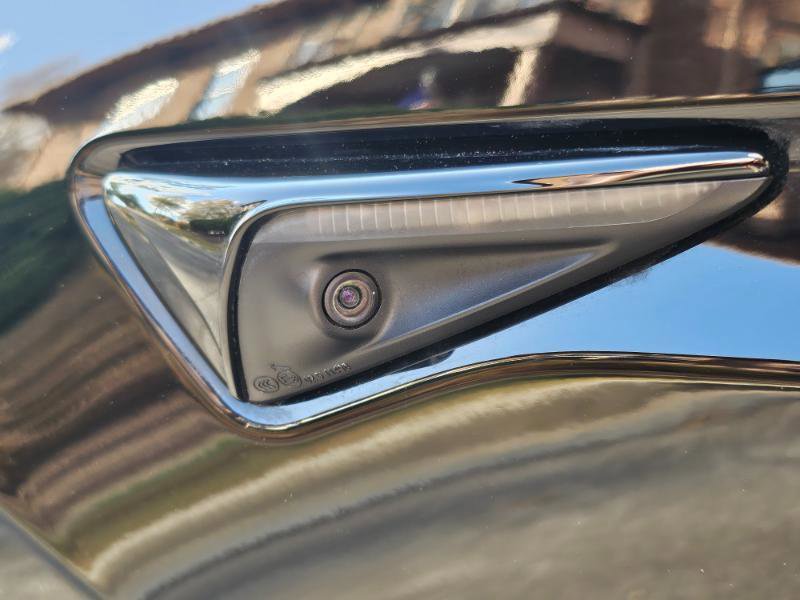 Used 2022 Tesla Model X image 33