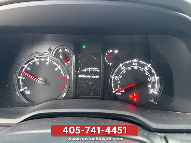 Used 2022 Toyota 4Runner SR5 AWD/4WD image 17