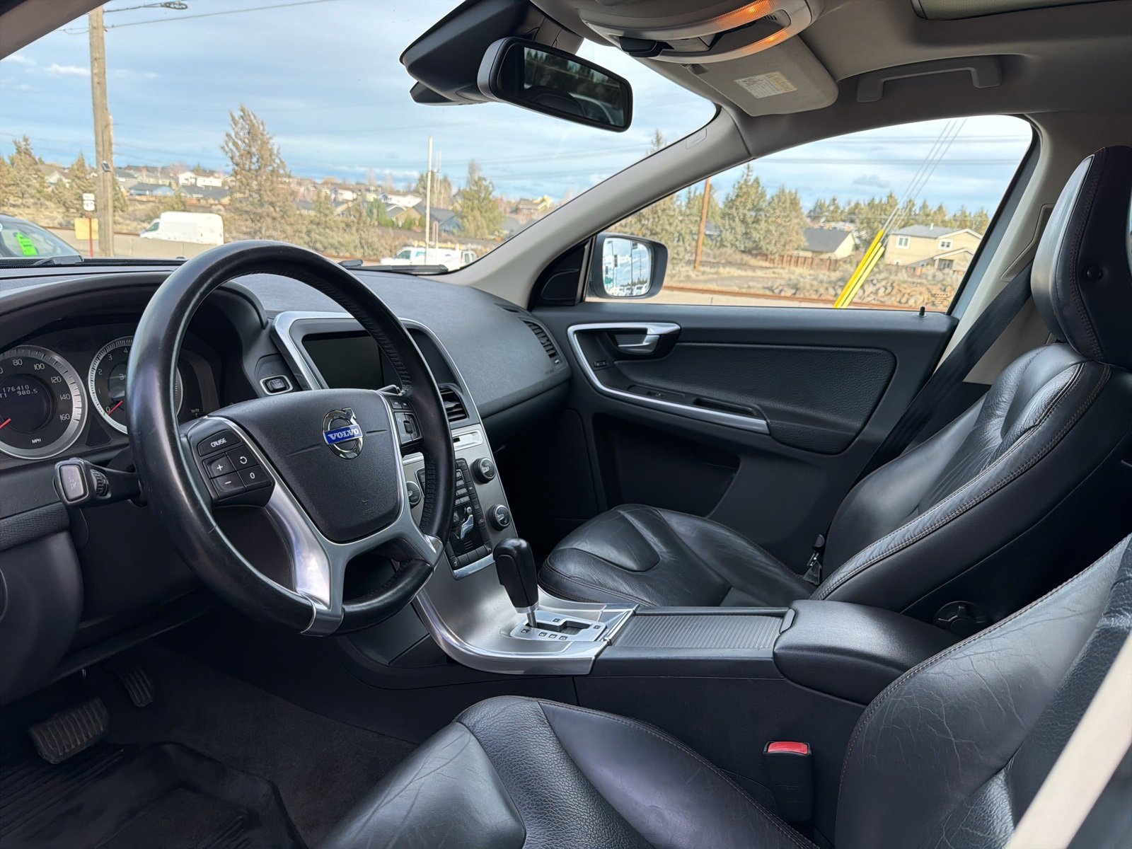 Used 2012 Volvo XC60 T6 image 12