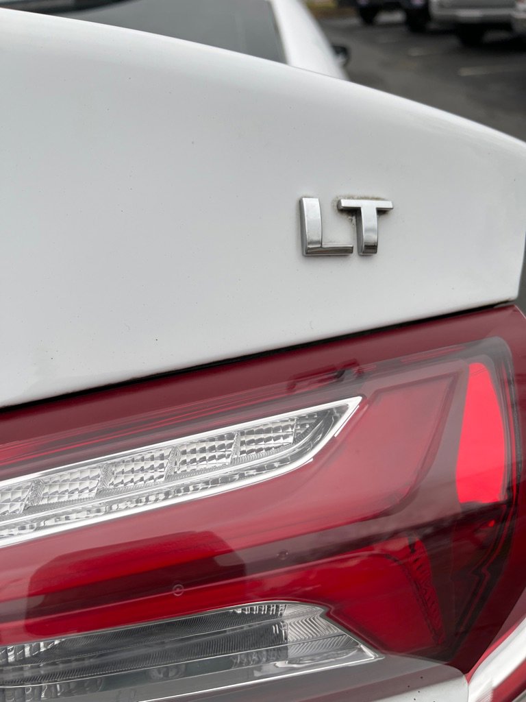 Used 2022 Chevrolet Malibu LT image 13