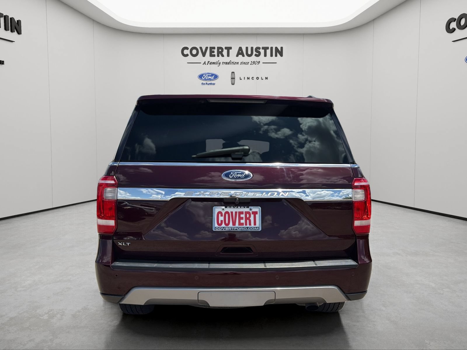Used 2021 Ford Expedition XLT RWD image 4
