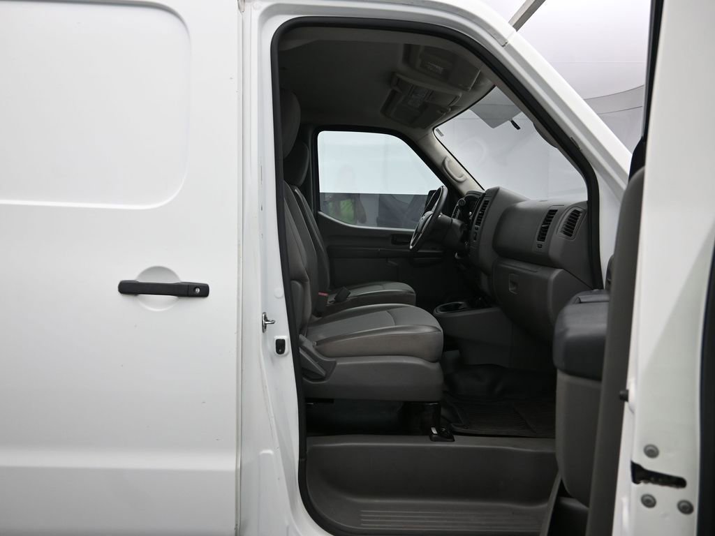 Used 2021 Nissan NV 2500 S RWD image 25
