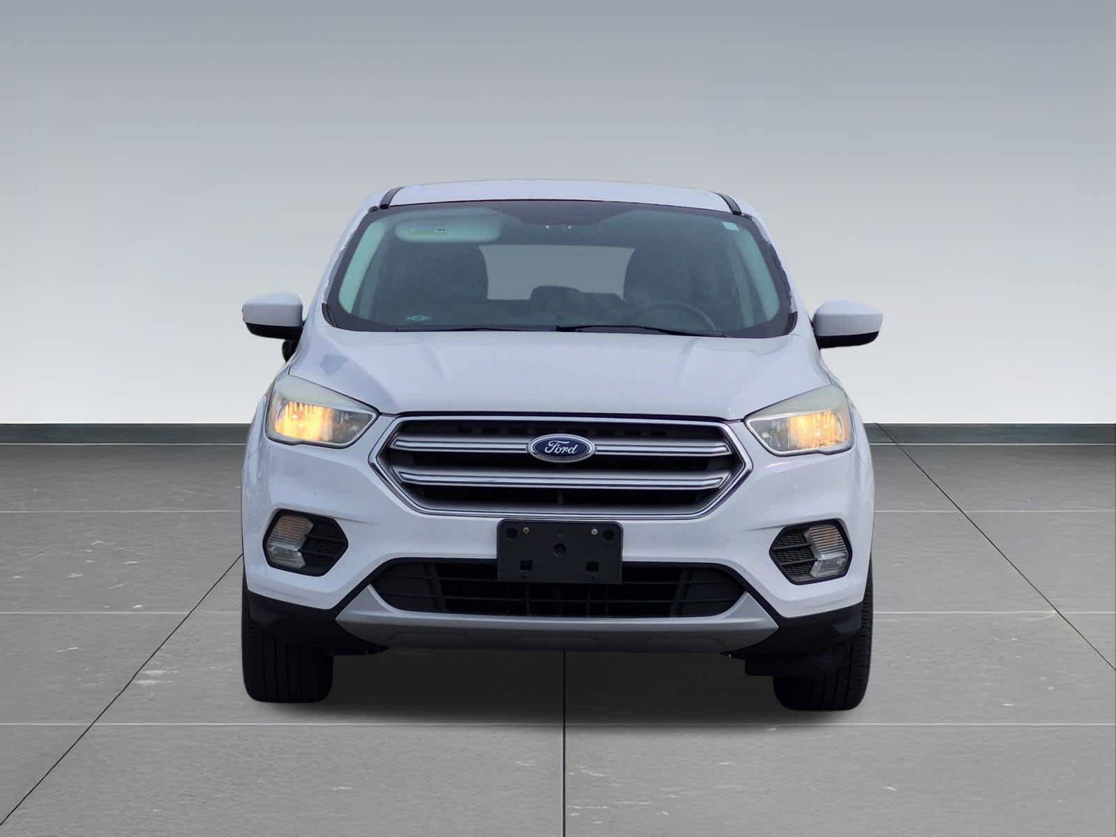 Used 2017 Ford Escape SE AWD/4WD image 9