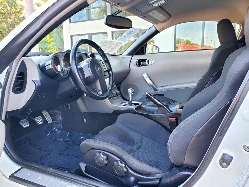 Used 2003 Nissan 350Z Touring RWD image 14