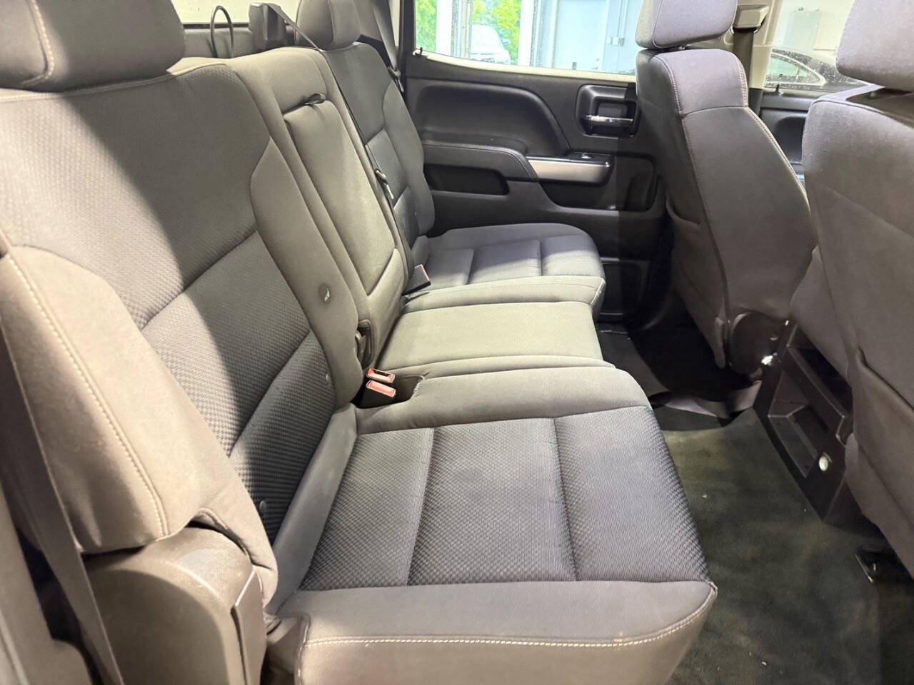 Used 2018 Chevrolet Silverado 2500 LT AWD/4WD image 12