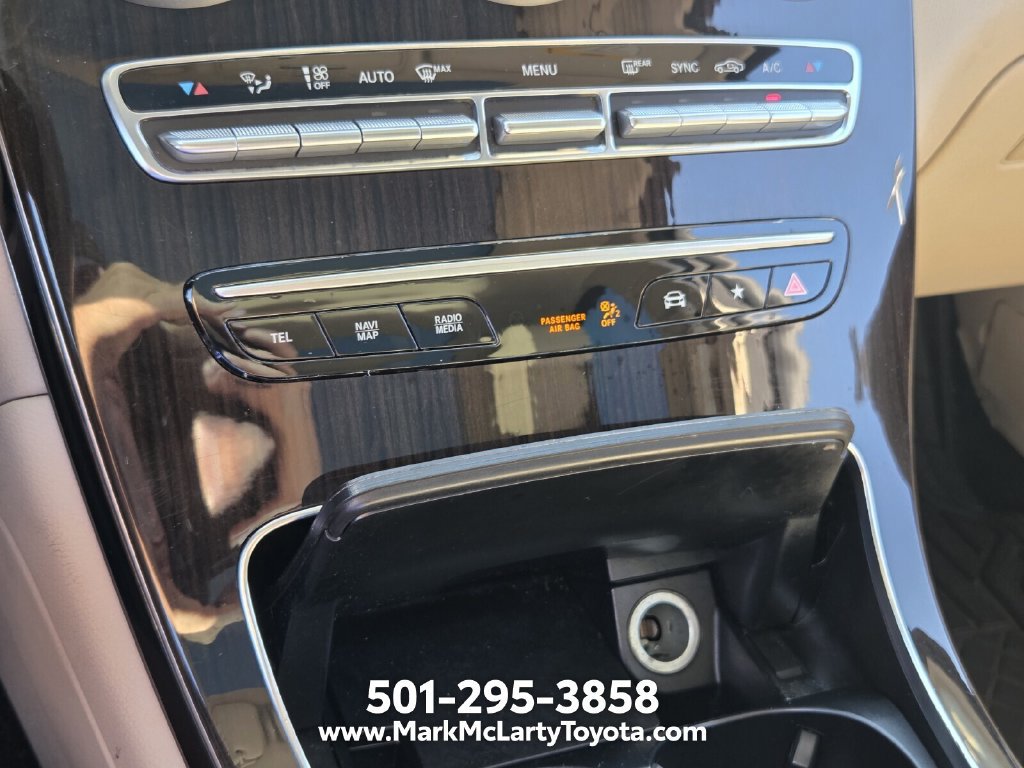 Used 2021 Mercedes-Benz GLC 300 4MATIC image 20