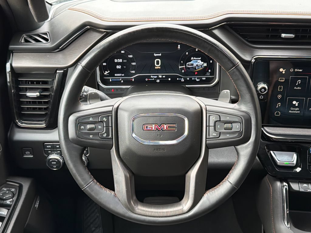 Used 2023 GMC Sierra 1500 AT4 w/ Technology Package AWD/4WD image 14