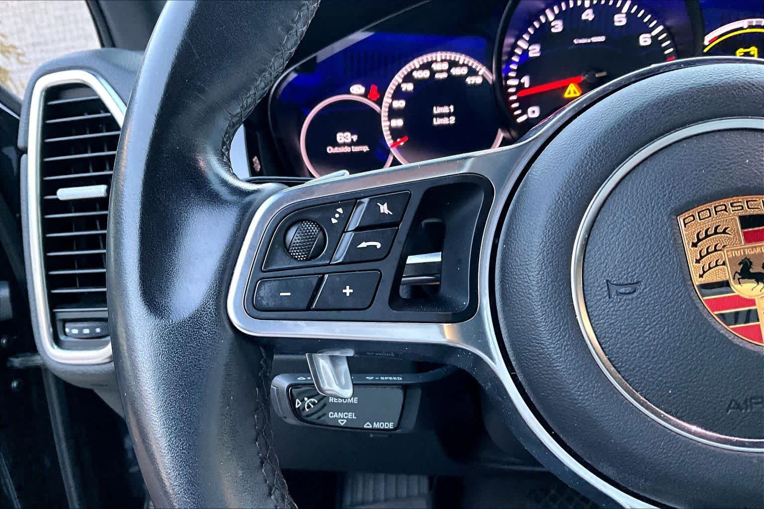 Used 2019 Porsche Cayenne AWD/4WD image 23