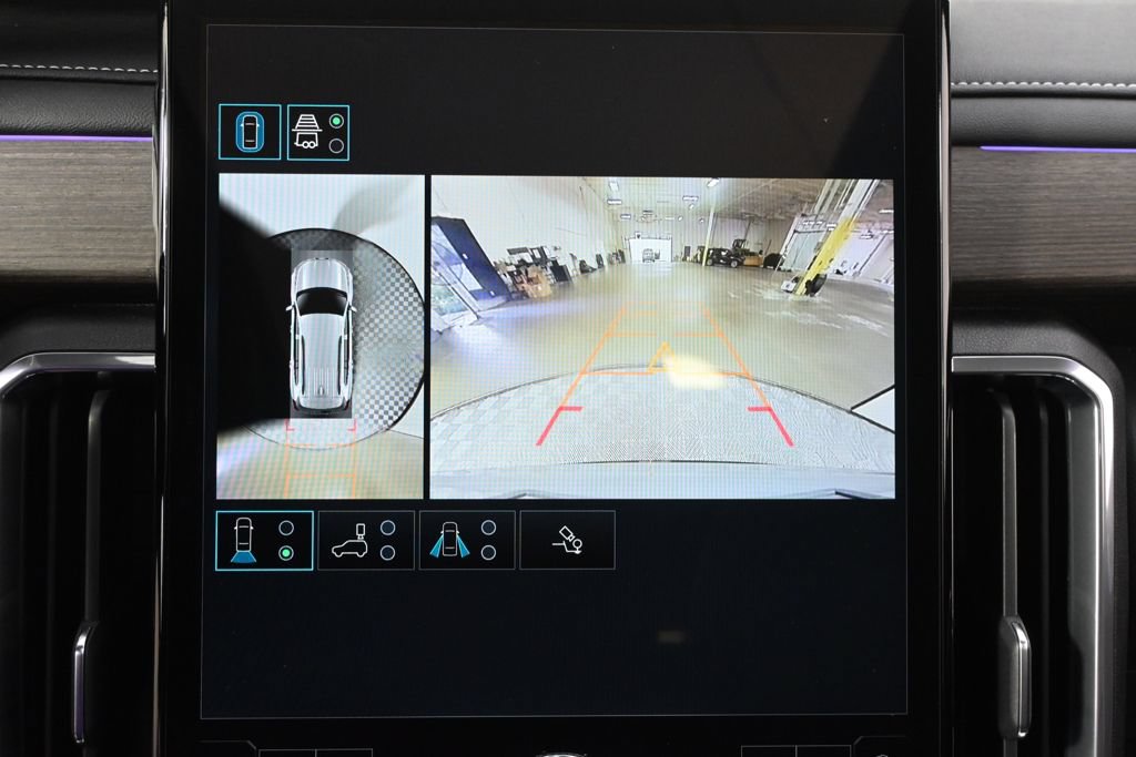 Used 2024 GMC Acadia Denali w/ LPO, Floor Liner Package AWD/4WD image 31
