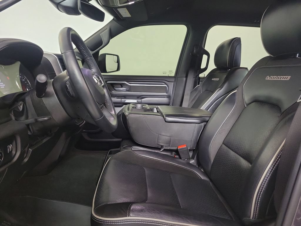 Used 2024 RAM 1500 Laramie AWD/4WD image 12
