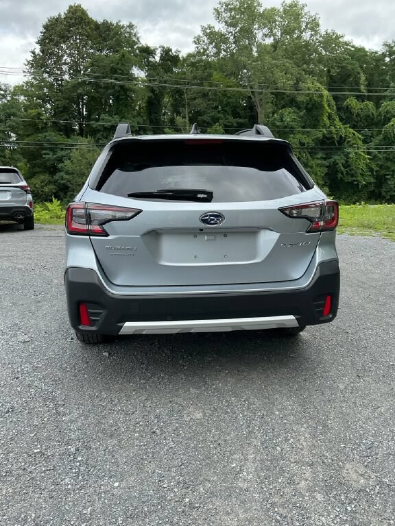 Used 2020 Subaru Outback Limited AWD/4WD image 4