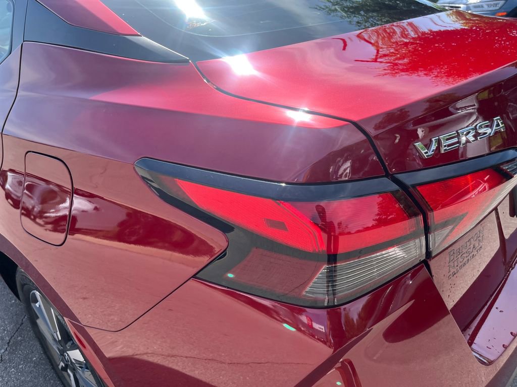 Used 2025 Nissan Versa SV w/ Trunk Package FWD image 39