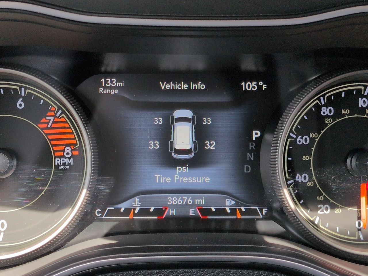 Used 2019 Jeep Cherokee Overland w/ Technology Group FWD image 29
