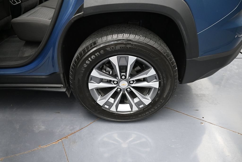 Used 2025 Chevrolet Equinox LT FWD image 21