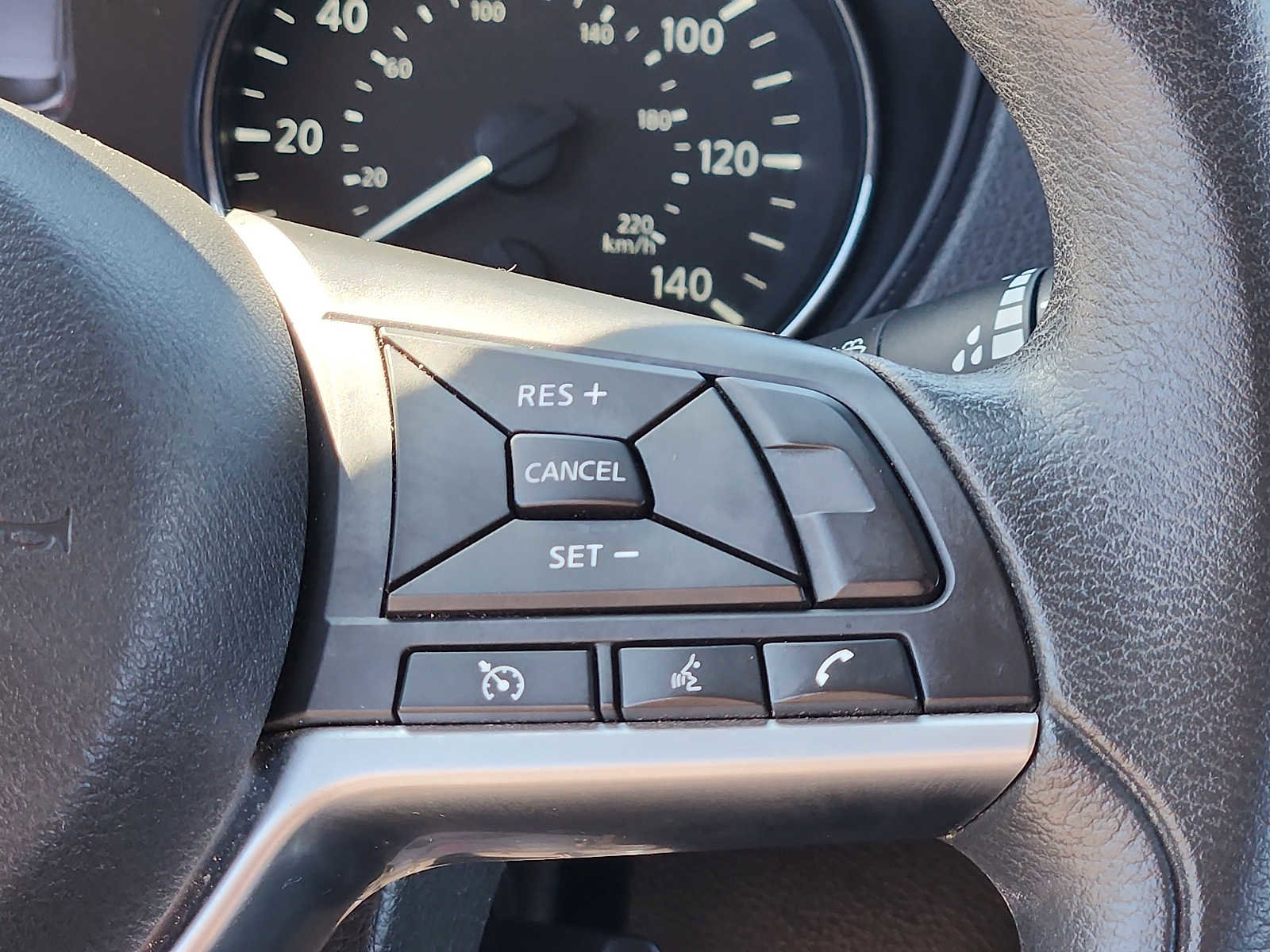 Used 2020 Nissan Rogue Sport S AWD/4WD image 21