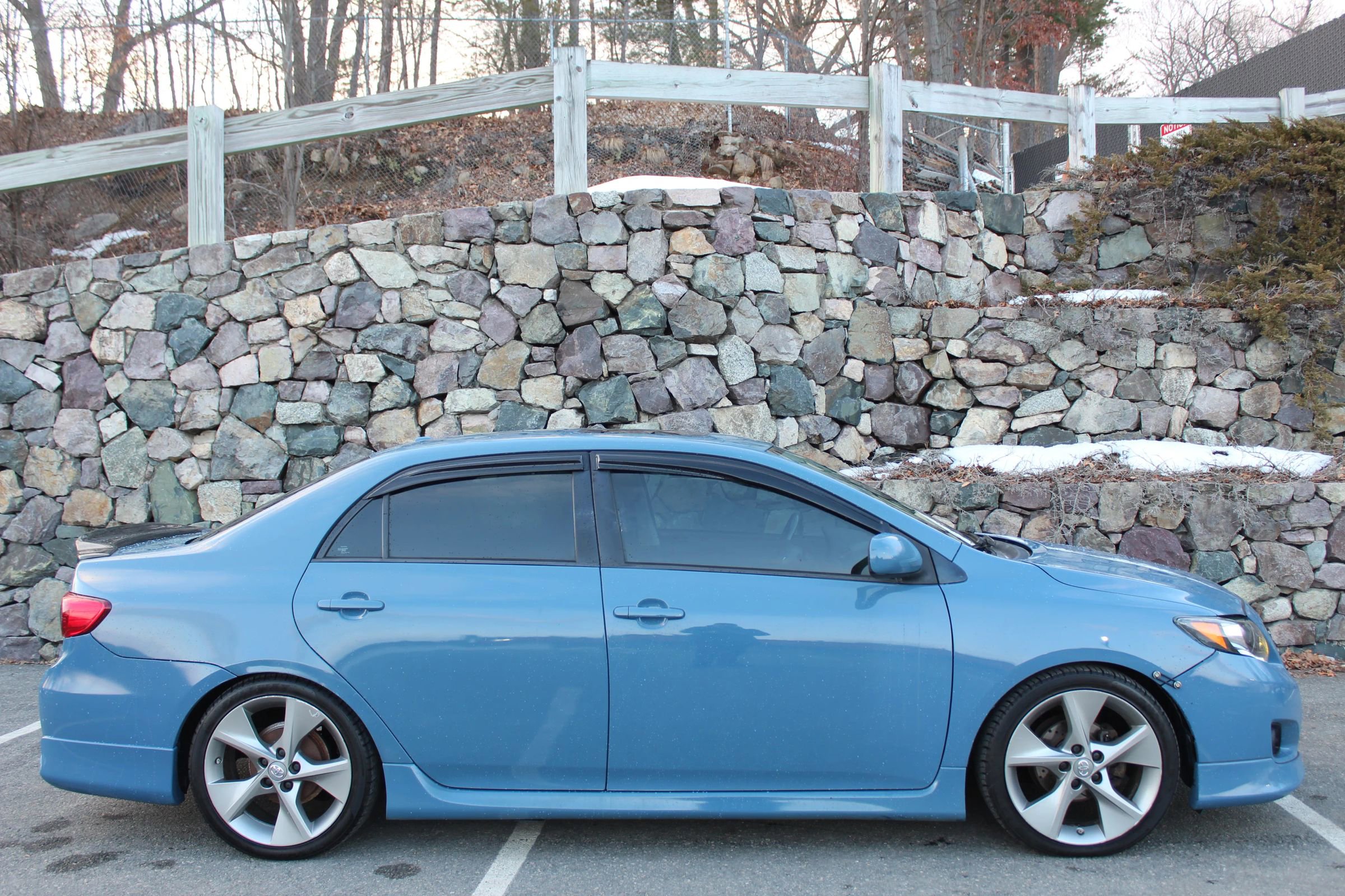 Used 2010 Toyota Corolla S image 5