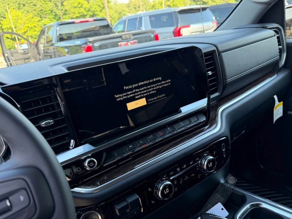 New 2026 GMC Sierra 1500 Elevation w/ Preferred Package AWD/4WD image 18