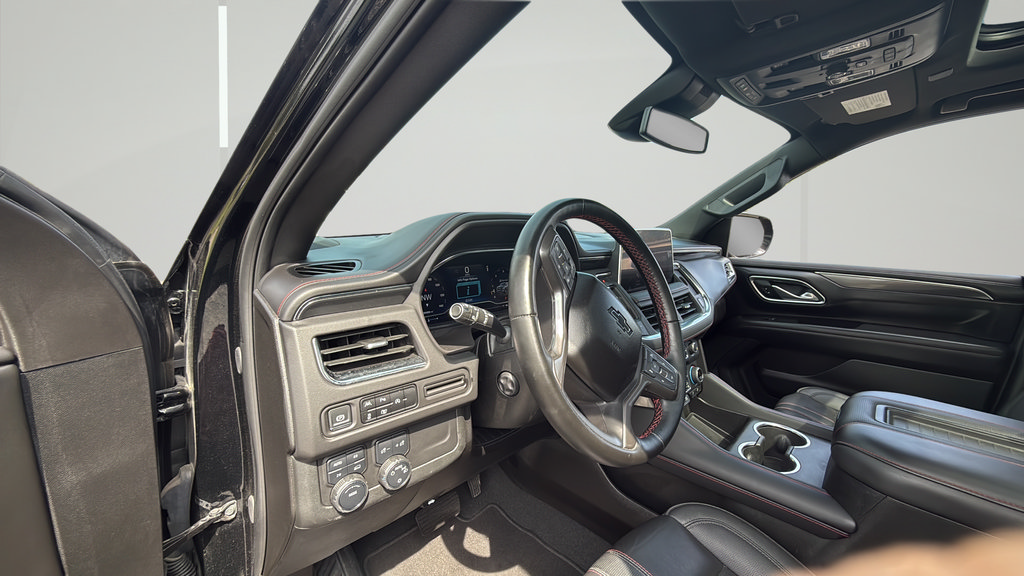 Used 2024 Chevrolet Suburban RST w/ Luxury Package AWD/4WD image 13