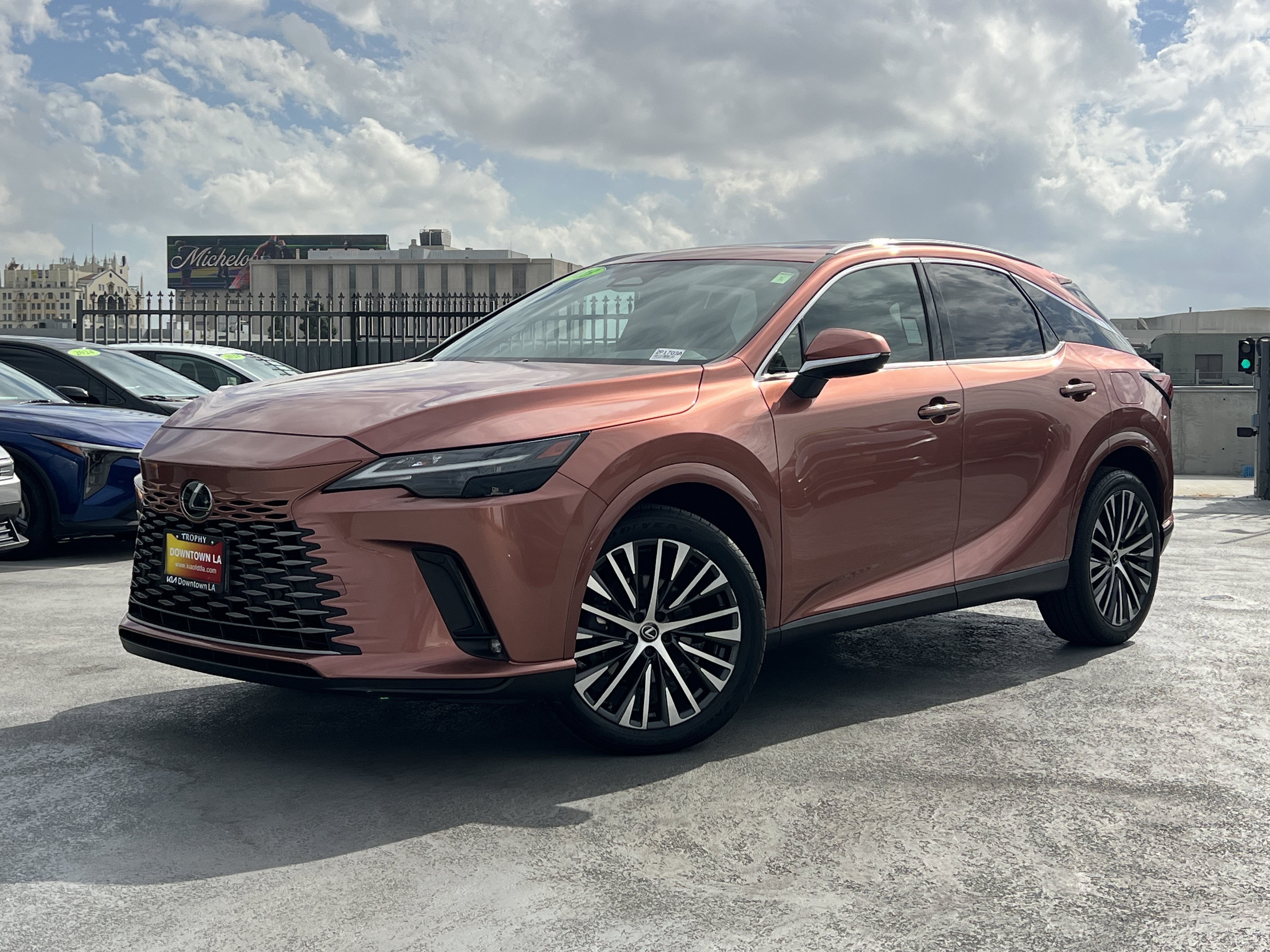 Used 2023 Lexus RX 350 Premium Plus w/ Accessory Package (Z1) FWD image 2