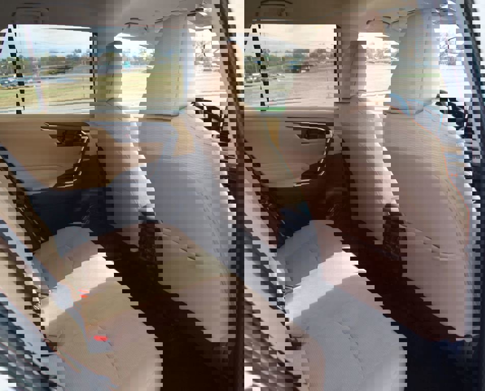 Certified 2025 Toyota RAV4 LE image 19