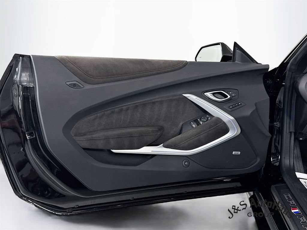 Used 2023 Chevrolet Camaro ZL1 RWD image 23