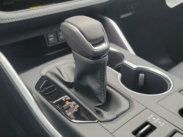 New 2026 Toyota Highlander XLE AWD/4WD image 16