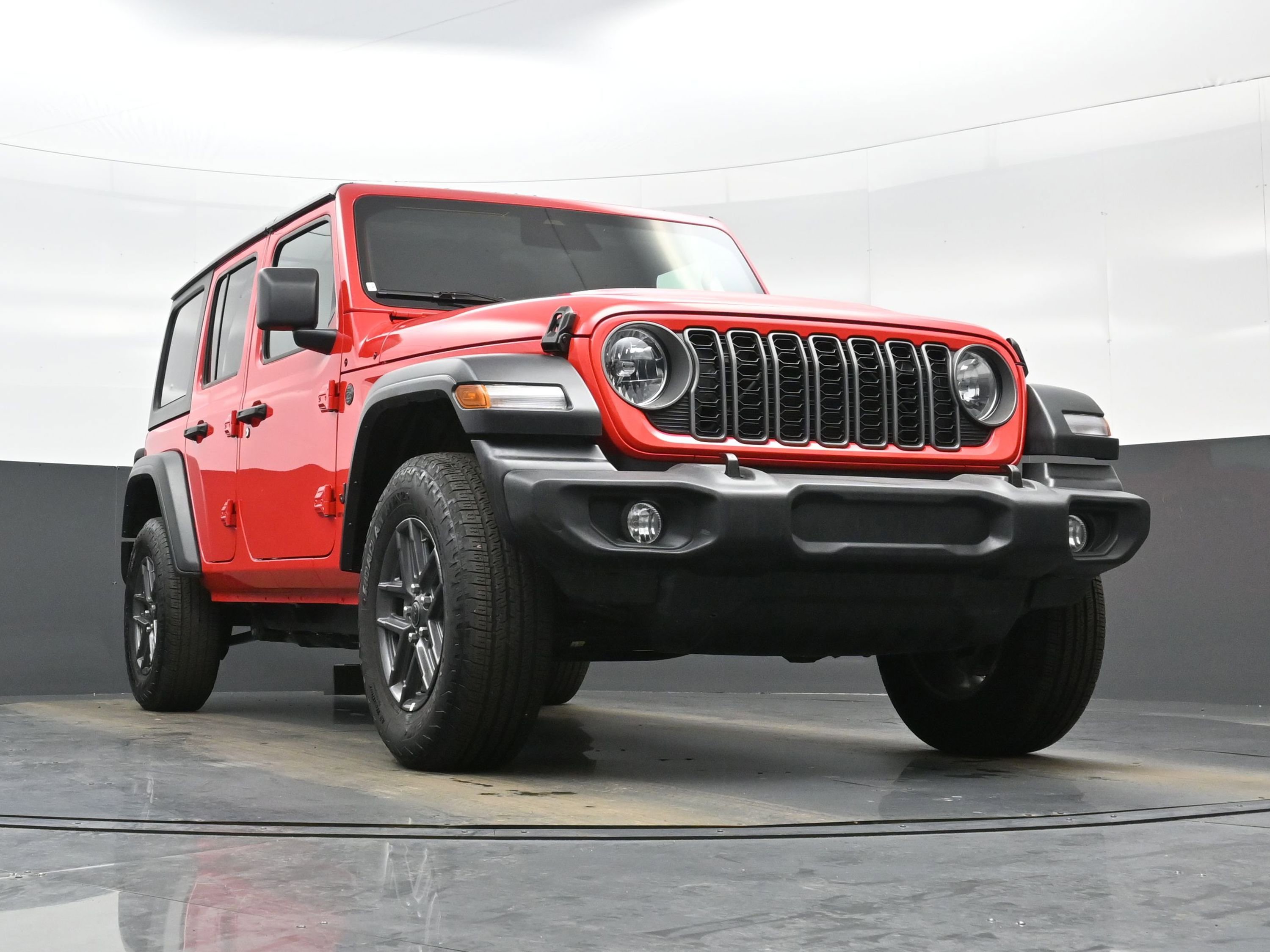 Used 2025 Jeep Wrangler Unlimited Sport AWD/4WD image 30