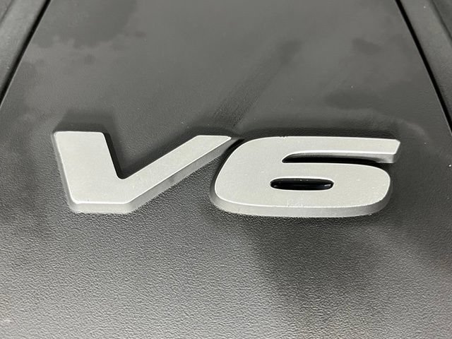 Used 2018 Jeep Grand Cherokee Laredo AWD/4WD image 9