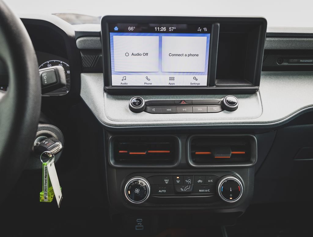 Used 2023 Ford Maverick XLT image 4