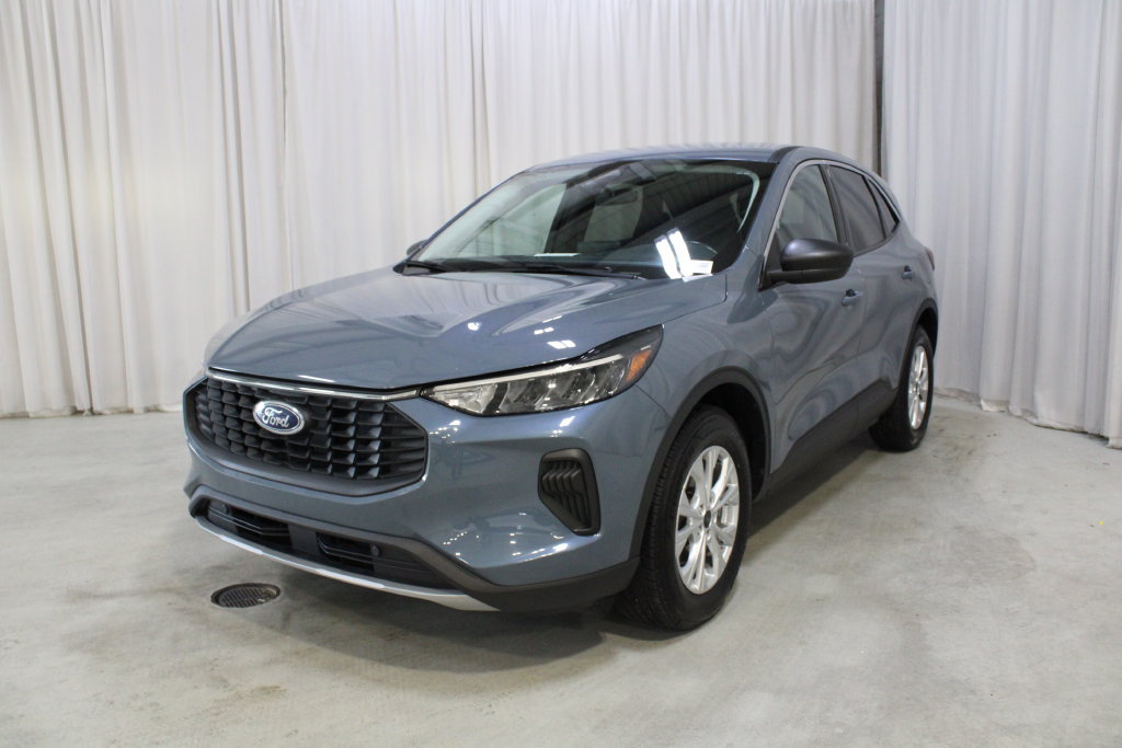 Used 2023 Ford Escape Active AWD/4WD image 35
