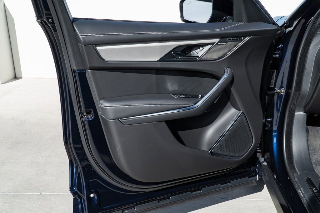 Used 2025 Jaguar F-PACE R-Dynamic S AWD/4WD image 11