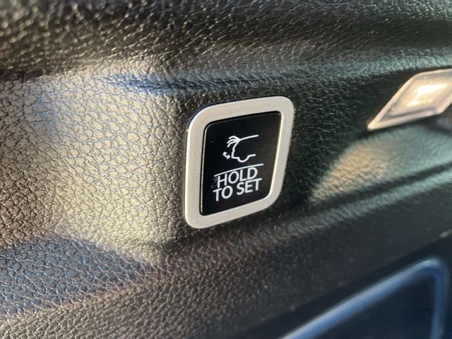 Certified 2023 Jeep Grand Cherokee L Limited AWD/4WD image 27