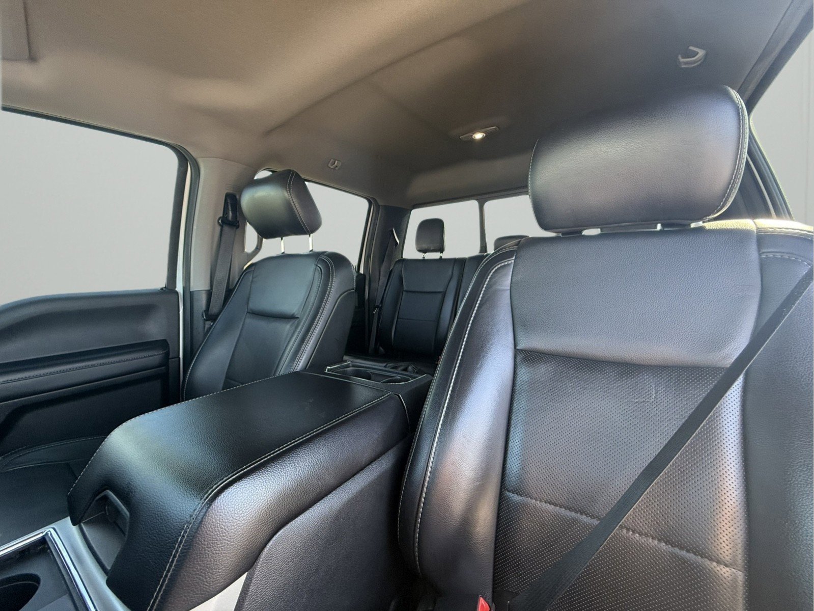 Used 2019 Ford F250 Lariat w/ Lariat Value Package image 9