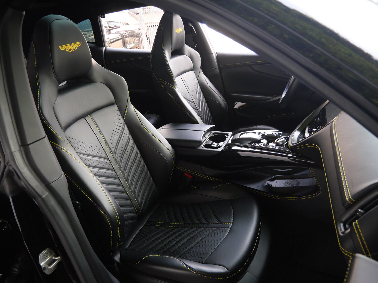Used 2023 Aston Martin DBX 707 AWD/4WD image 11