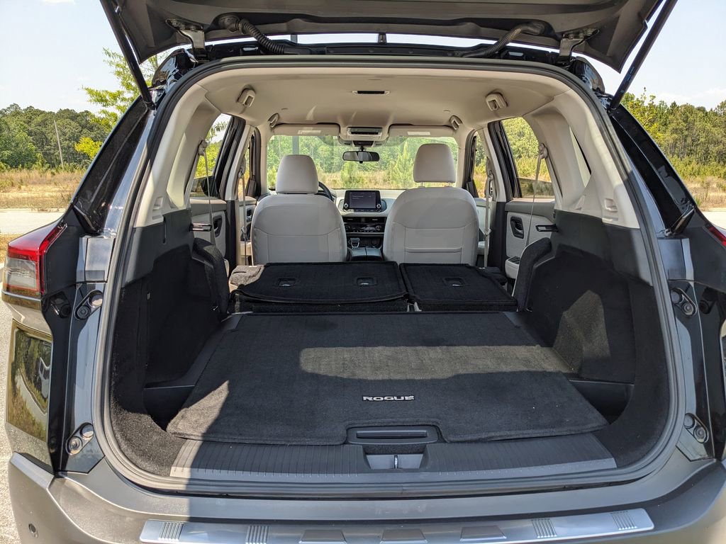 Used 2023 Nissan Rogue SV FWD image 36