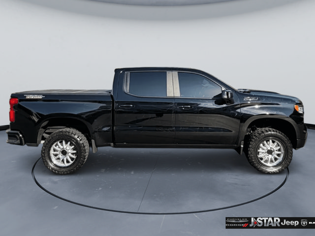 Used 2026 Chevrolet Silverado 1500 LT Trail Boss w/ LT Trail Boss Premium Package AWD/4WD image 4