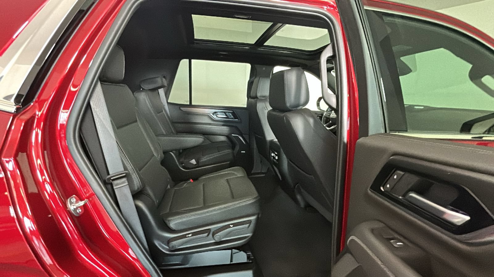 New 2026 GMC Yukon Denali w/ Sun & Power Step Package AWD/4WD image 34