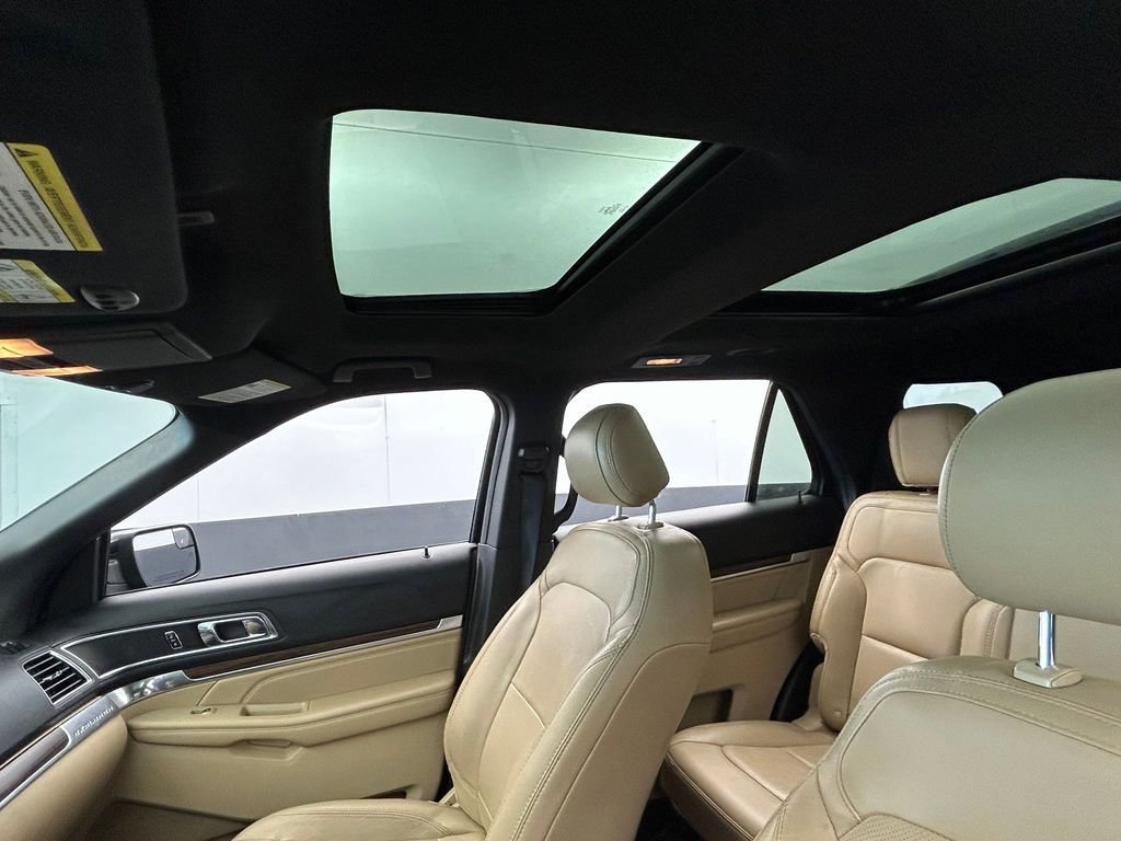 Used 2017 Ford Explorer Limited image 10