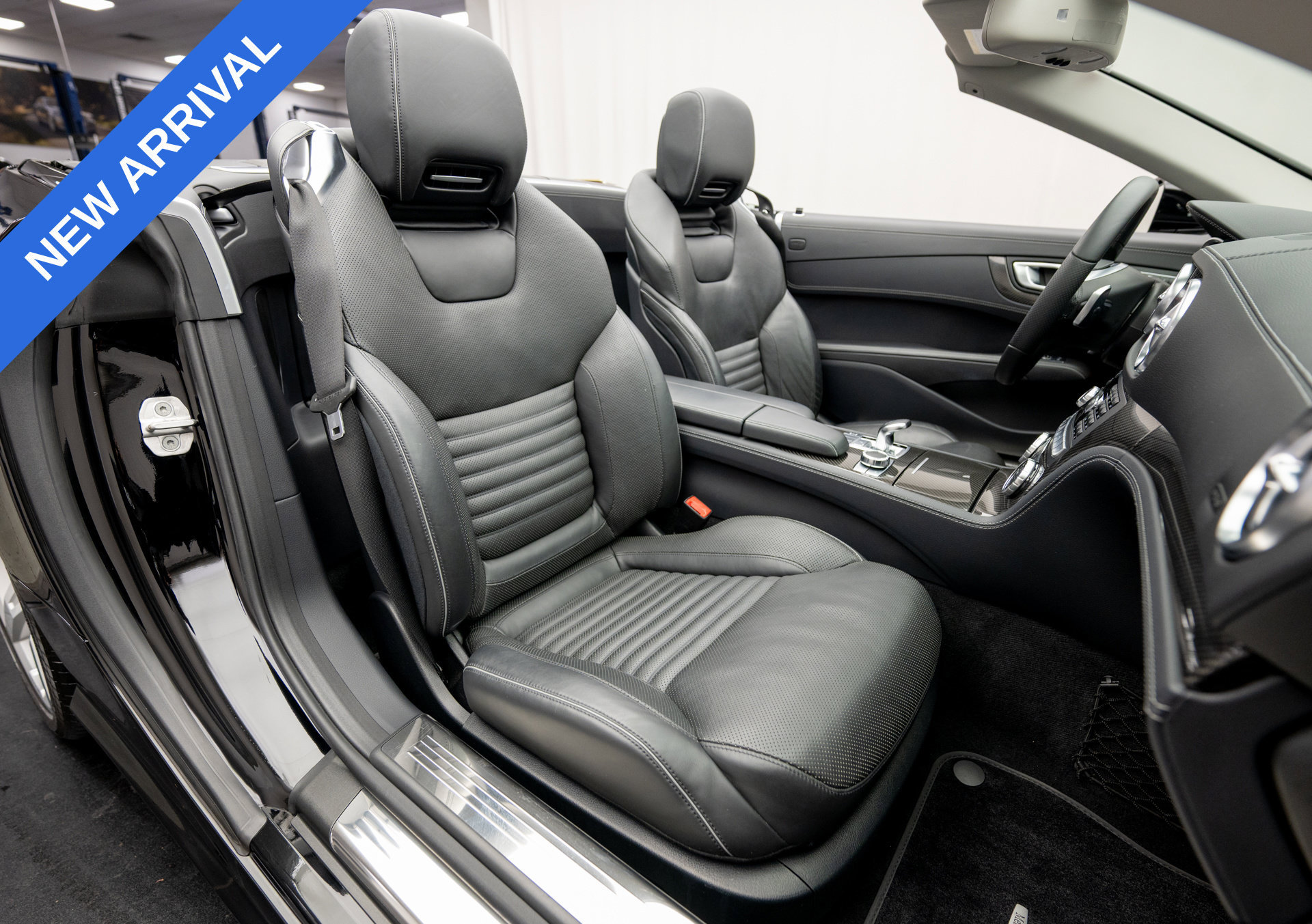 Used 2016 Mercedes-Benz SL 550 image 15