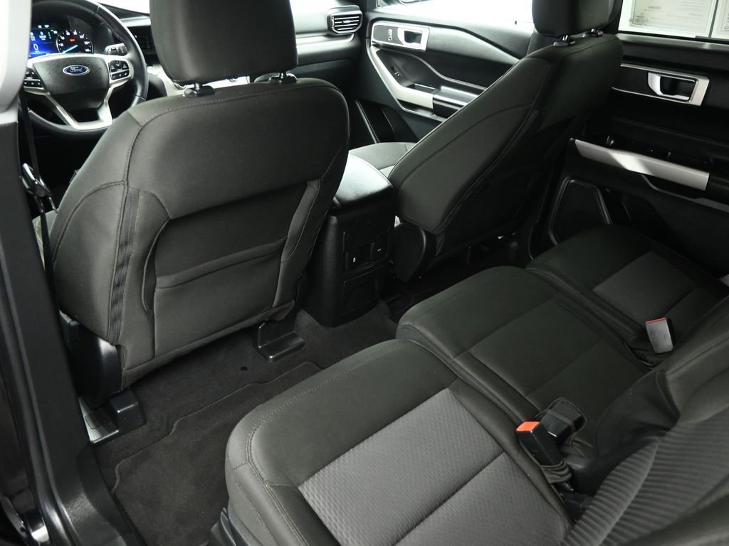 Certified 2023 Ford Explorer XLT image 18