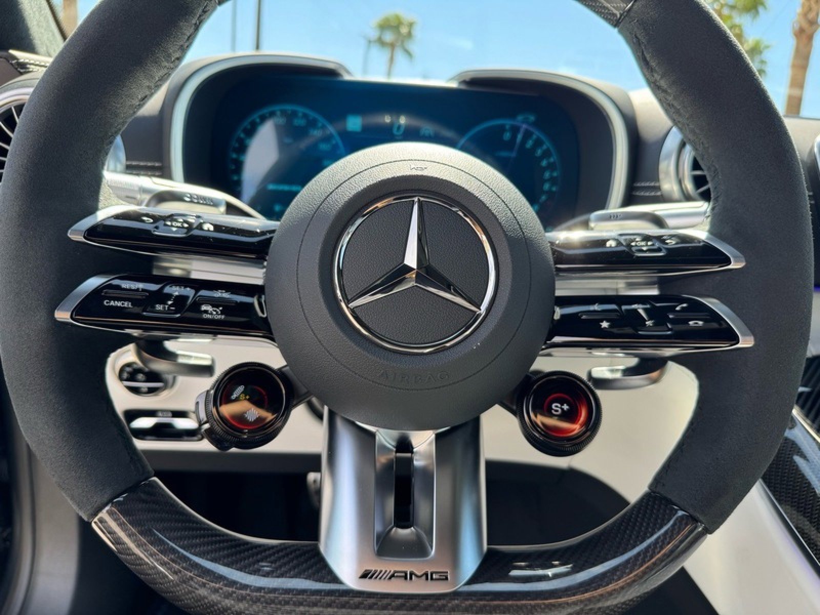 New 2026 Mercedes-Benz SL 63 AMG S e Performance 4MATIC image 25