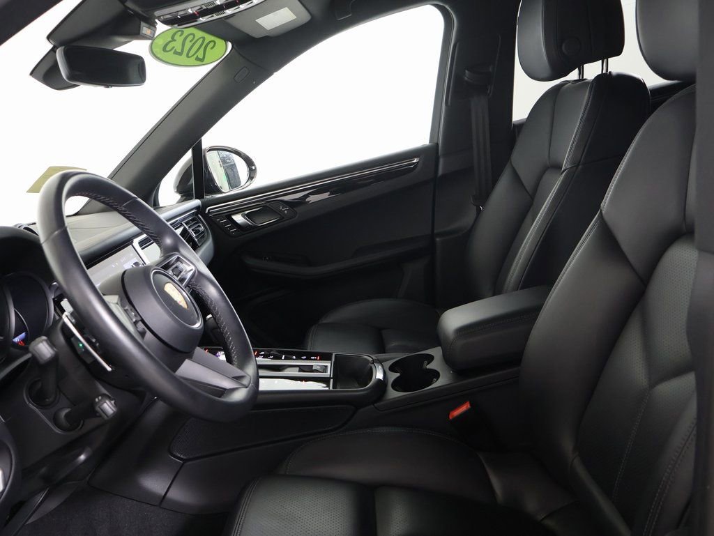 Used 2023 Porsche Macan S image 19
