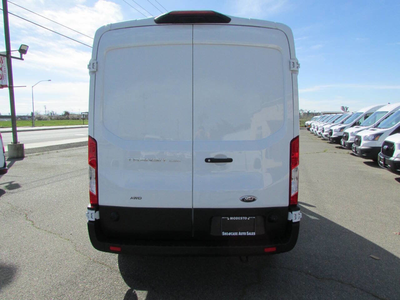 Used 2024 Ford Transit 250 148 Medium Roof Extended AWD w/ Load Area Protection Package image 7