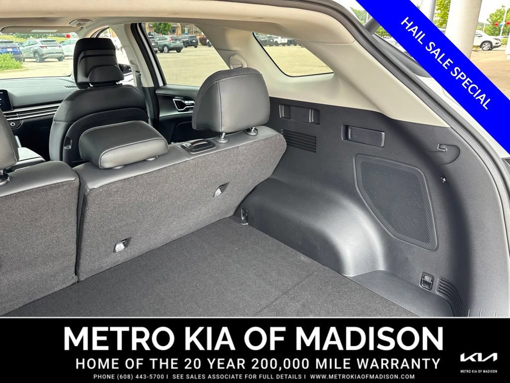 Used 2026 Kia Sportage SX FWD image 28