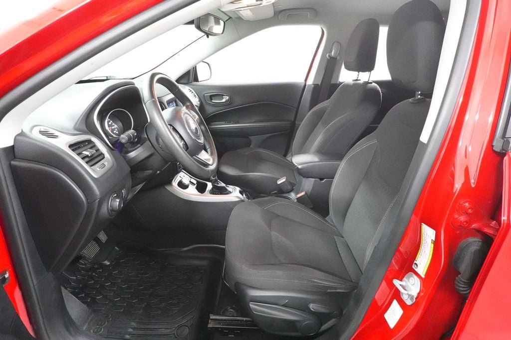 Used 2020 Jeep Compass Sport AWD/4WD image 26