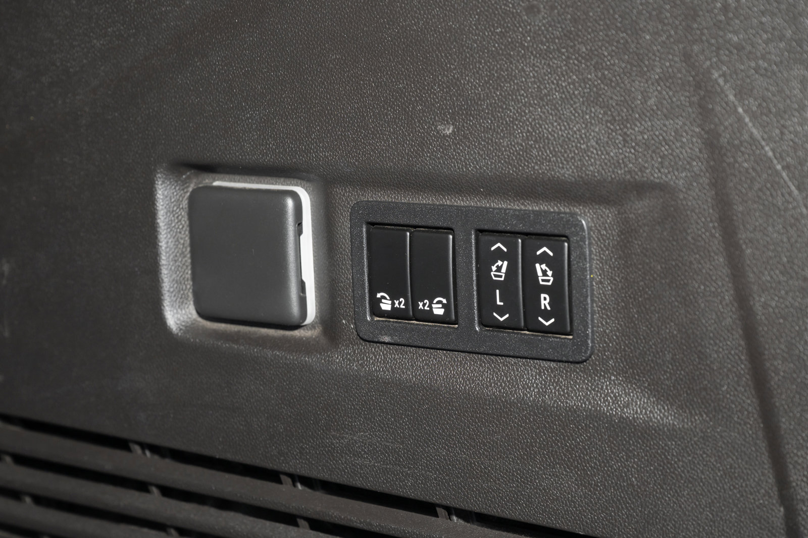 Used 2021 Chevrolet Tahoe Premier image 43