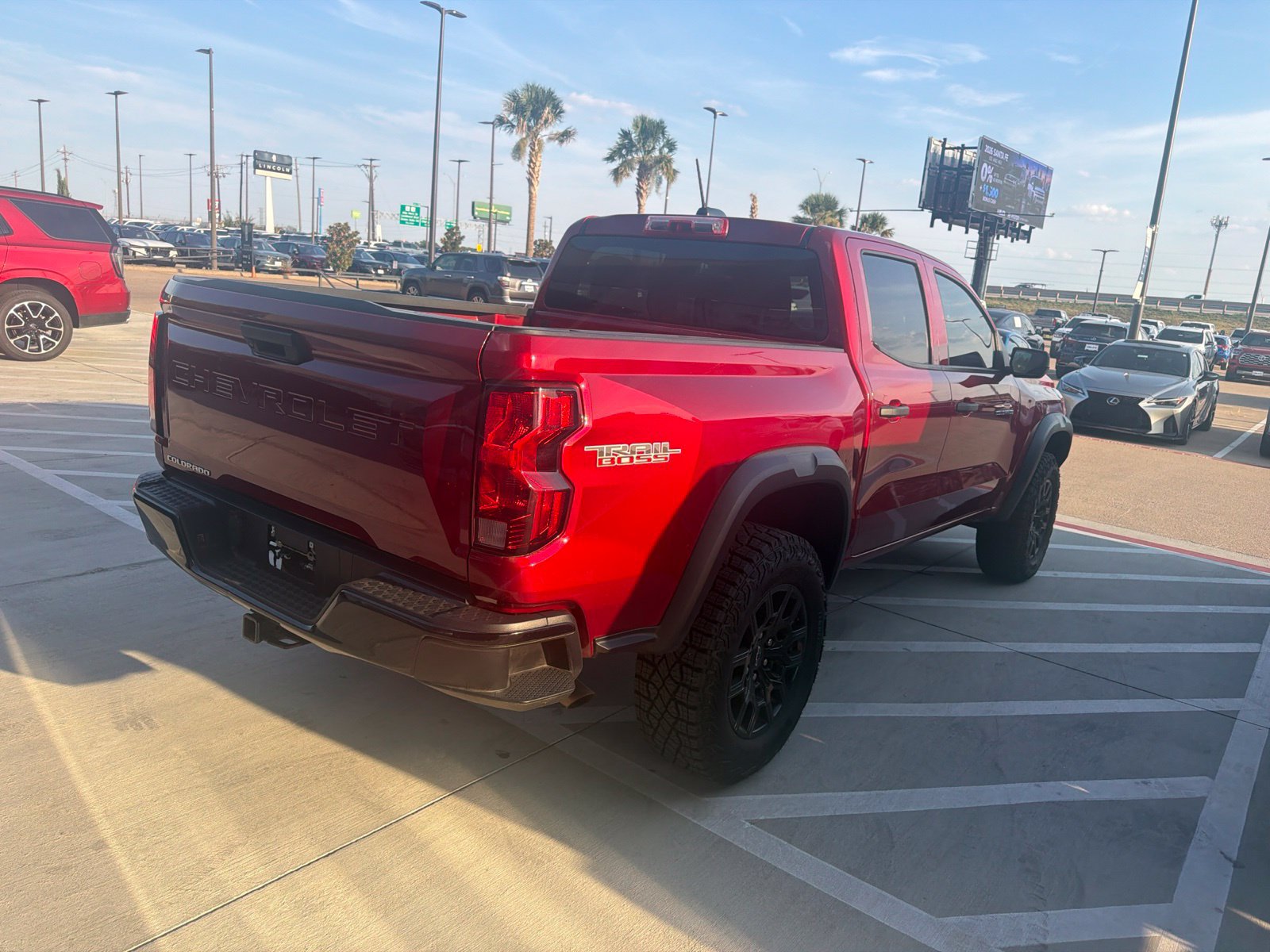 Used 2023 Chevrolet Colorado Trail Boss AWD/4WD image 4