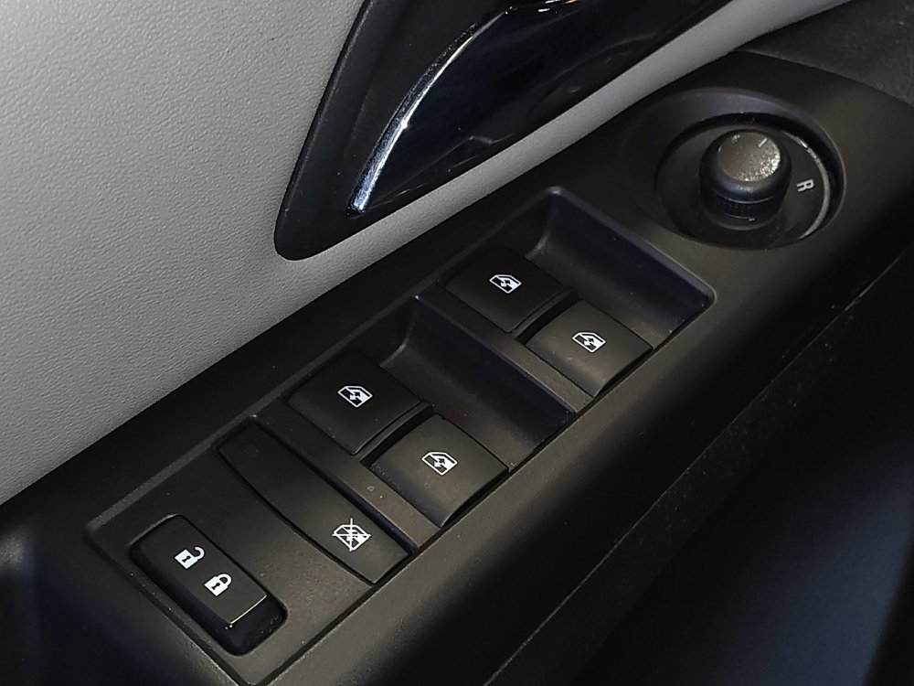 Used 2016 Chevrolet Cruze LS image 27